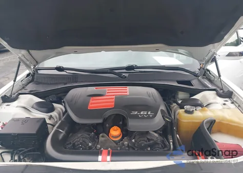 2013 Chrysler 300 300S from USA, damaged, VIN 2C3CCABG6DH657962